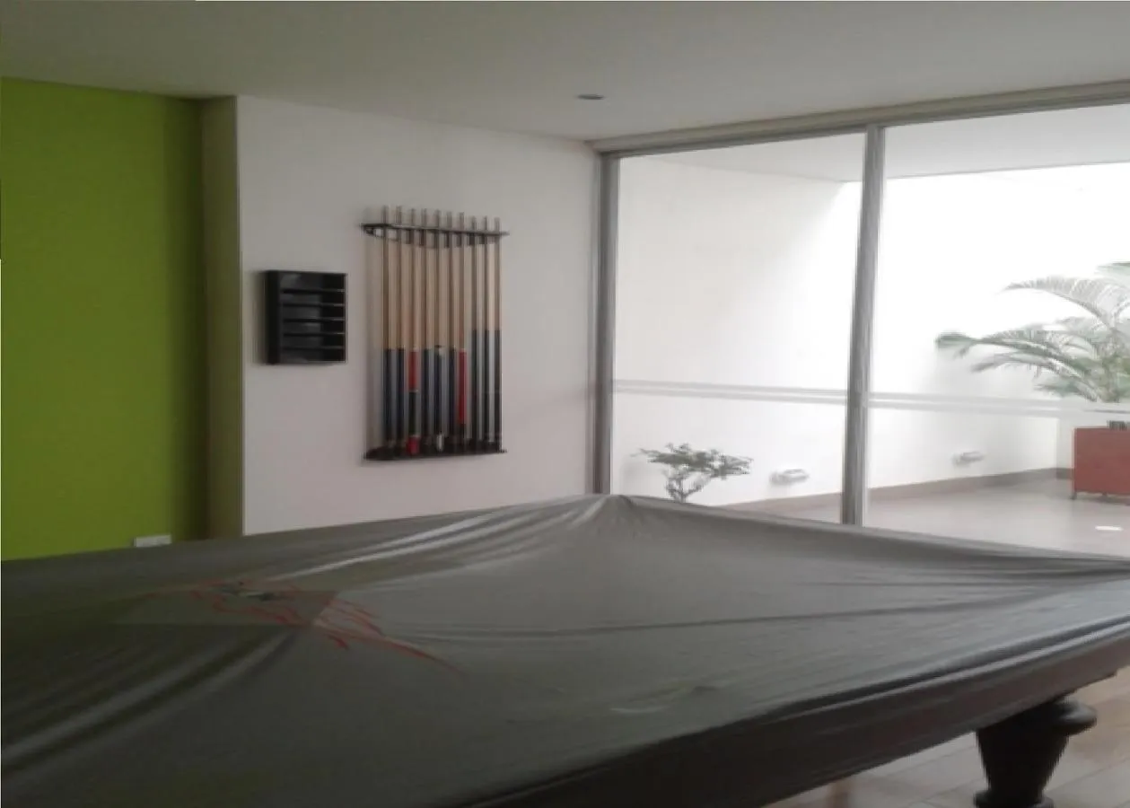 Edificio Vertika 卡利 0*,